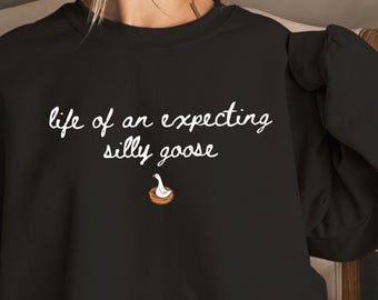 Fall Pregnancy Announcement Sweatshirt, momma sweatshirt, Fall Maternity Shirt Thanksgiving Pregnancy Sweater, Coquette Bow Mama Sweater era