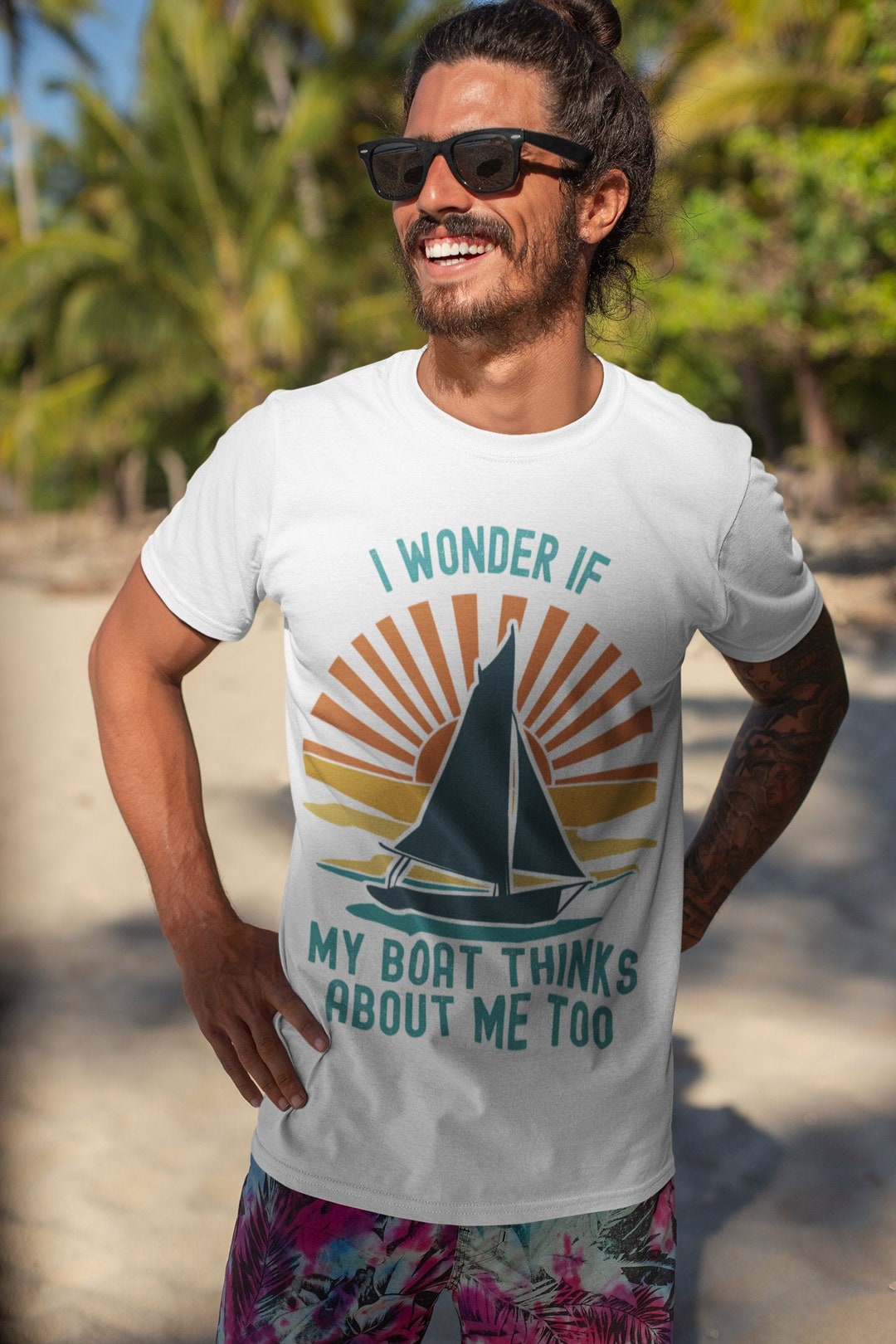 I Wonder If My Boat is Thinking About Me Too T-shirt Funny Boating Shirt  Boating Humor Gifts for Boat Lovers Boat Present 
