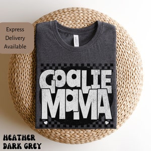 Camiseta xadrez mamãe goleira, camiseta retrô mãe goleira de futebol, presente para mãe, camiseta goleira mãe, presente para mãe para aniversário de dia das mães