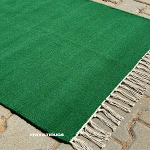 Alfombra de pasillo de lana verde, alfombra de pasillo de escalera verde sólida tejida a mano, alfombra moderna para pasillo, alfombra de dormitorio estética a medida, alfombra de pasillo de lana de tejido plano