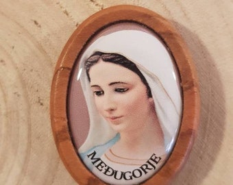Jungfrau Maria Magnet: Heiligen-Magnet aus Olivenholz, Katholikin Autoaufkleber
