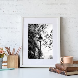 Black and White Paris art print, Centre Pompidou Photography, Paris Printable wall art, Architecture photo, Home Décor, Street light print