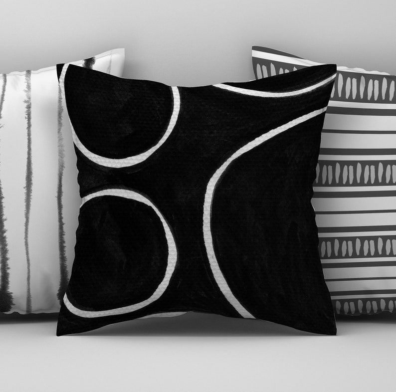 Black and White Throw Pillow in Geometric Pattern Boho Throw Pillow Modern Farmhouse Decorative