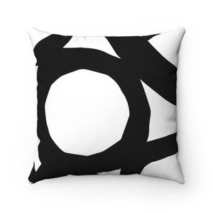 Black and white pillow, Modern Farmhouse home decor, Minimalist Decorative pillow, Boho Throw Pillow, Abstract geometric pillows for couch