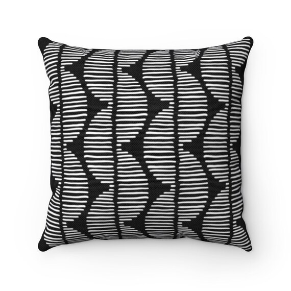 Black and White Throw Pillow Farmhouse Pillow Modern Home Decor Mudcloth Print Decorative Pillow Boho Pillow Minimalist Living Room Etsy Canada