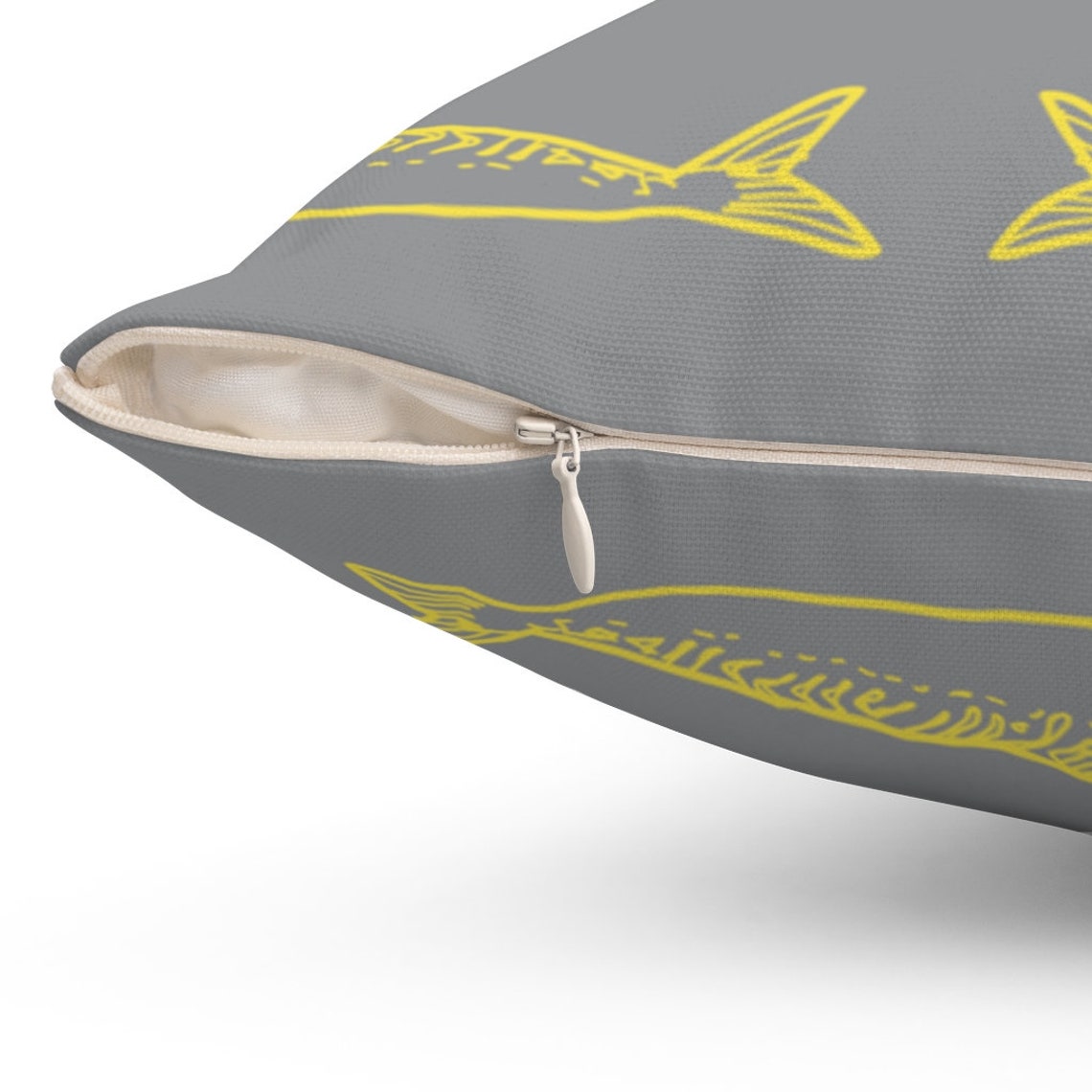 Graues und gelbes Fischkissen Sommer Bauernhaus Kissen | Etsy