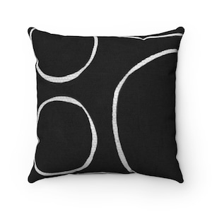 Black and white throw pillow in geometric pattern • Boho throw pillow • Modern Farmhouse Decorative Pillow • Midcentury Home Decor