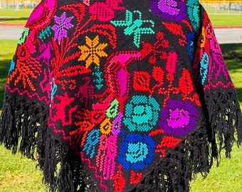Women’s traditional hand embroidered Mexican mañanita-women’s poncho-winter shawl,one size-poncho simétrico-poncho mexicano para mujer.