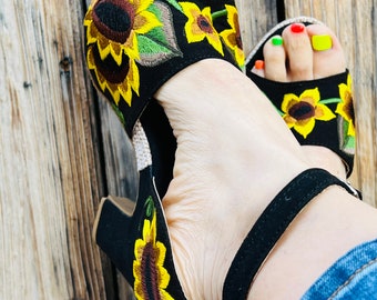 Leather Mexican Wedges/Mexican Huaraches, Women’s Mexican Sandals,super comfortable and cute.