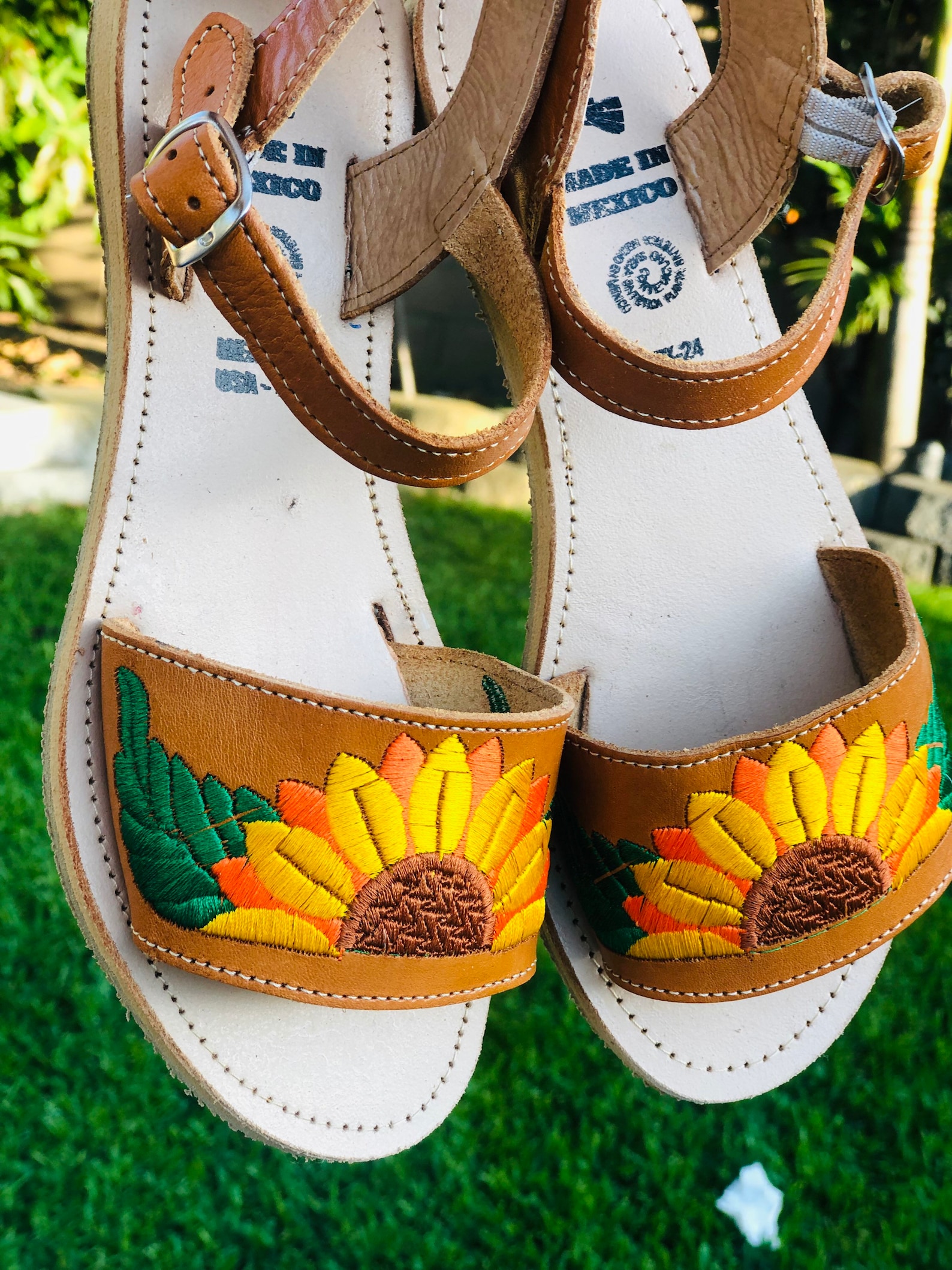 cute mexican huaraches