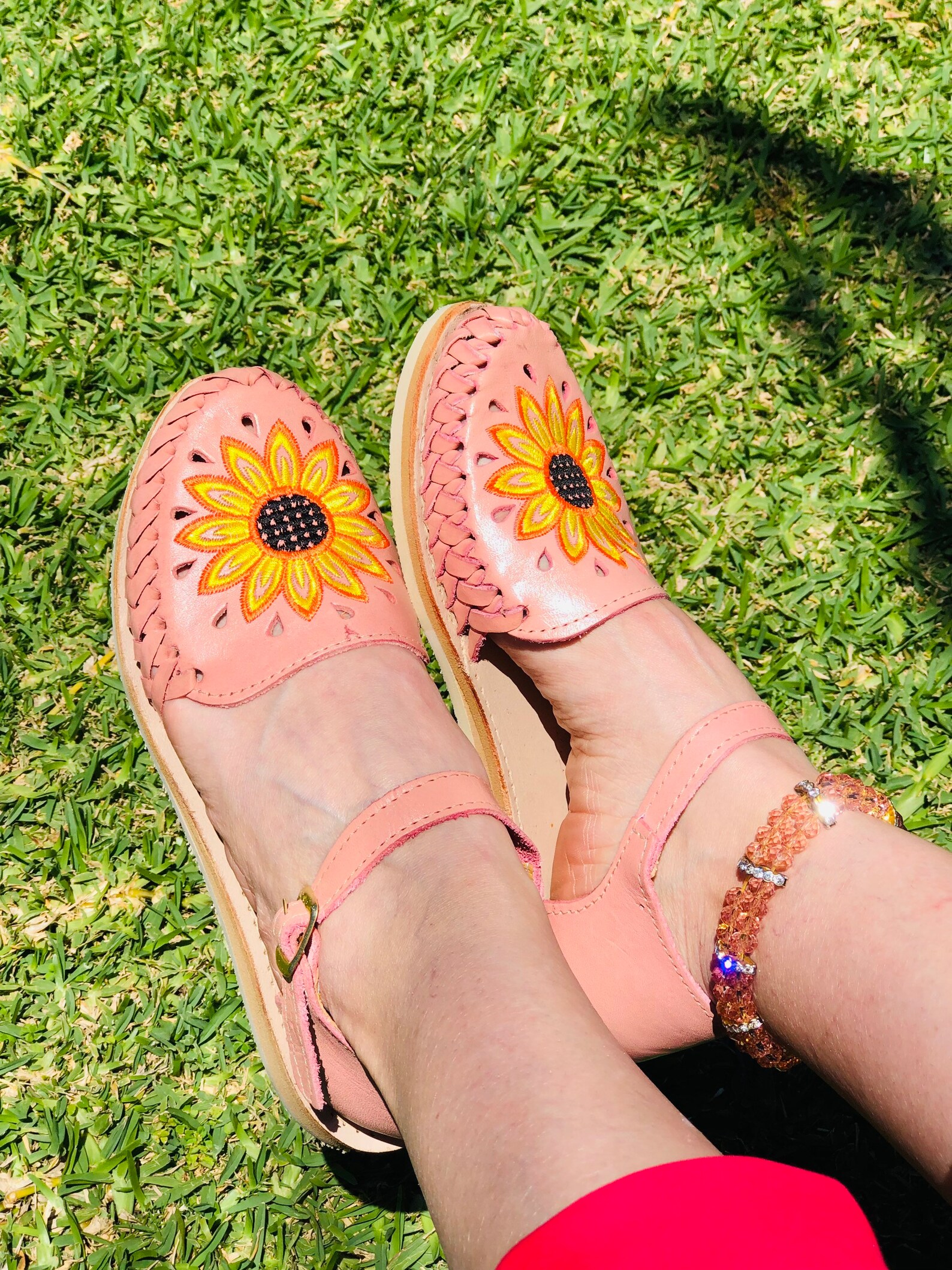 huaraches with sunflower