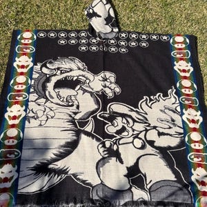 Alpaca Wool poncho, unisex One size very soft and warm exclusive design Super Mario