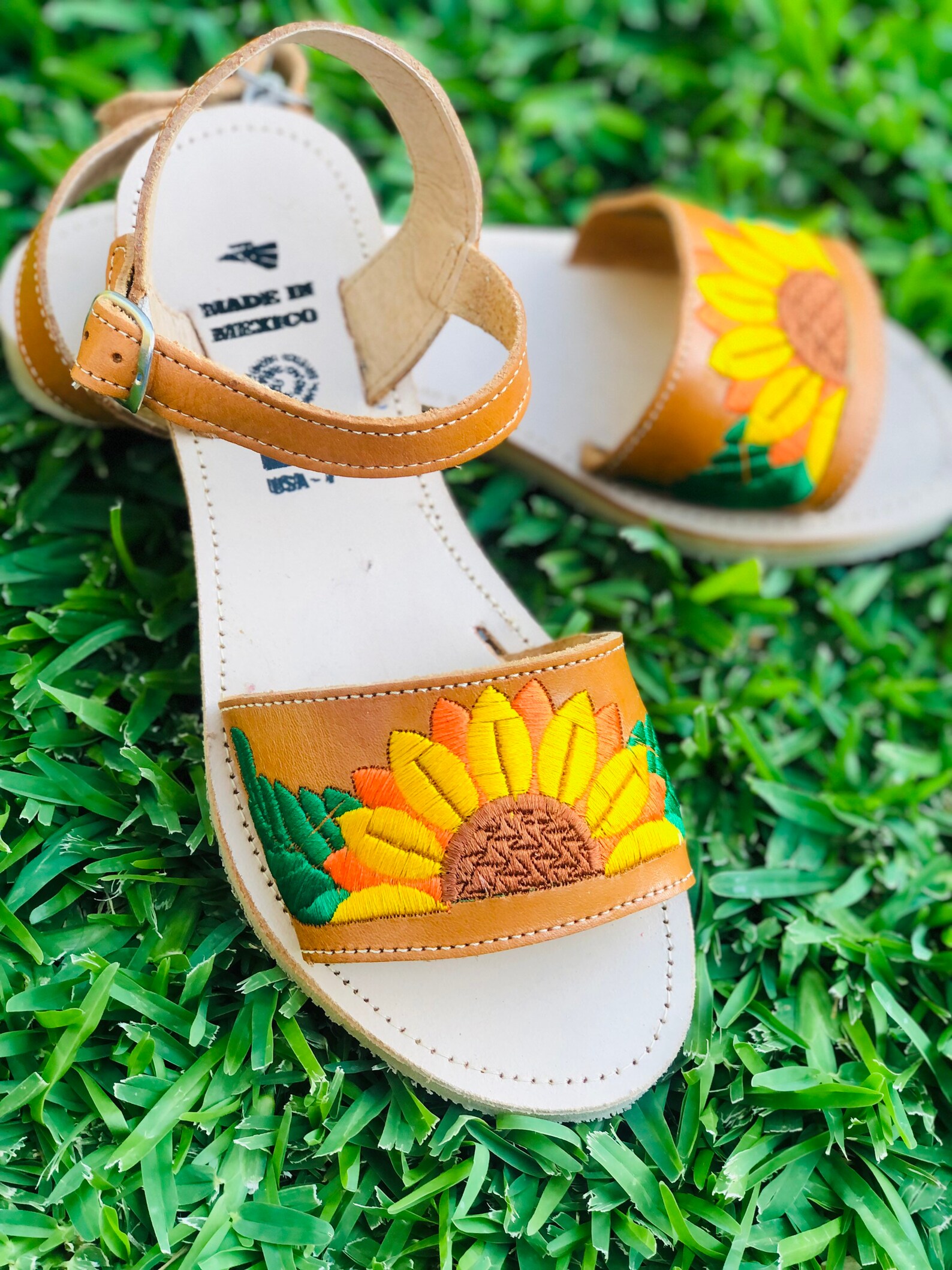 cute mexican huaraches