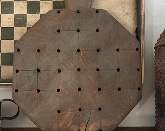 Primitive Early Style Fox and Geese Gameboard
