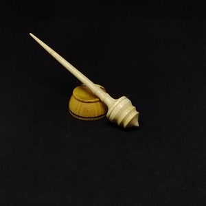 Support Spindle: White Walnut Wood (8.07 inches / 20.5 cm Length, 0.85 ounces / 24 grams) with Mulberry Support Bowl