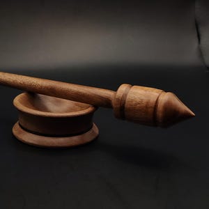 Walnut Support Spindle Set – 18g / 0.63oz, 25cm / 9.84in – With Walnut Support Bowl | Lightweight Spindle for Supported Spinning