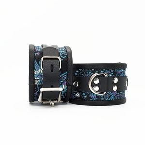 Submissive Collar & Cuff Set Lockable BDSM Leather Bondage Restraints ...