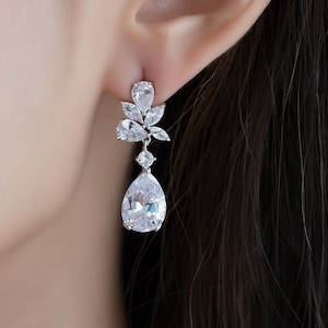 Silver Rose Gold Dangle Bridesmaid Earrings, Wedding Jewelry, Bridesmaid Gift, Bridal Earrings, Bridesmaid Jewelry, Bride Earrings