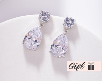 Teardrop Bridal Earrings, Cubic Zirconia Bridesmaid Earrings Maid of Honour Gift