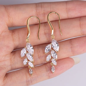 Leaf Style High Quality Cubic Zirconia Bride Earrings, Bridesmaid Jewelry, Bridal and Bridesmaid Earrings Gift, Wedding Earrings for Brides