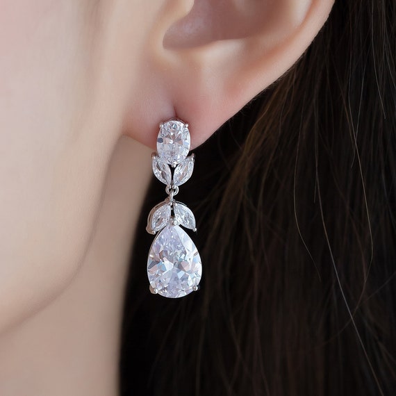 elegant bridesmaid earrings