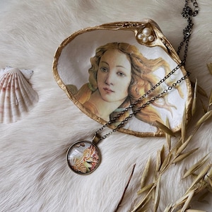 Aphrodite birth of Venus cameo bronze necklace