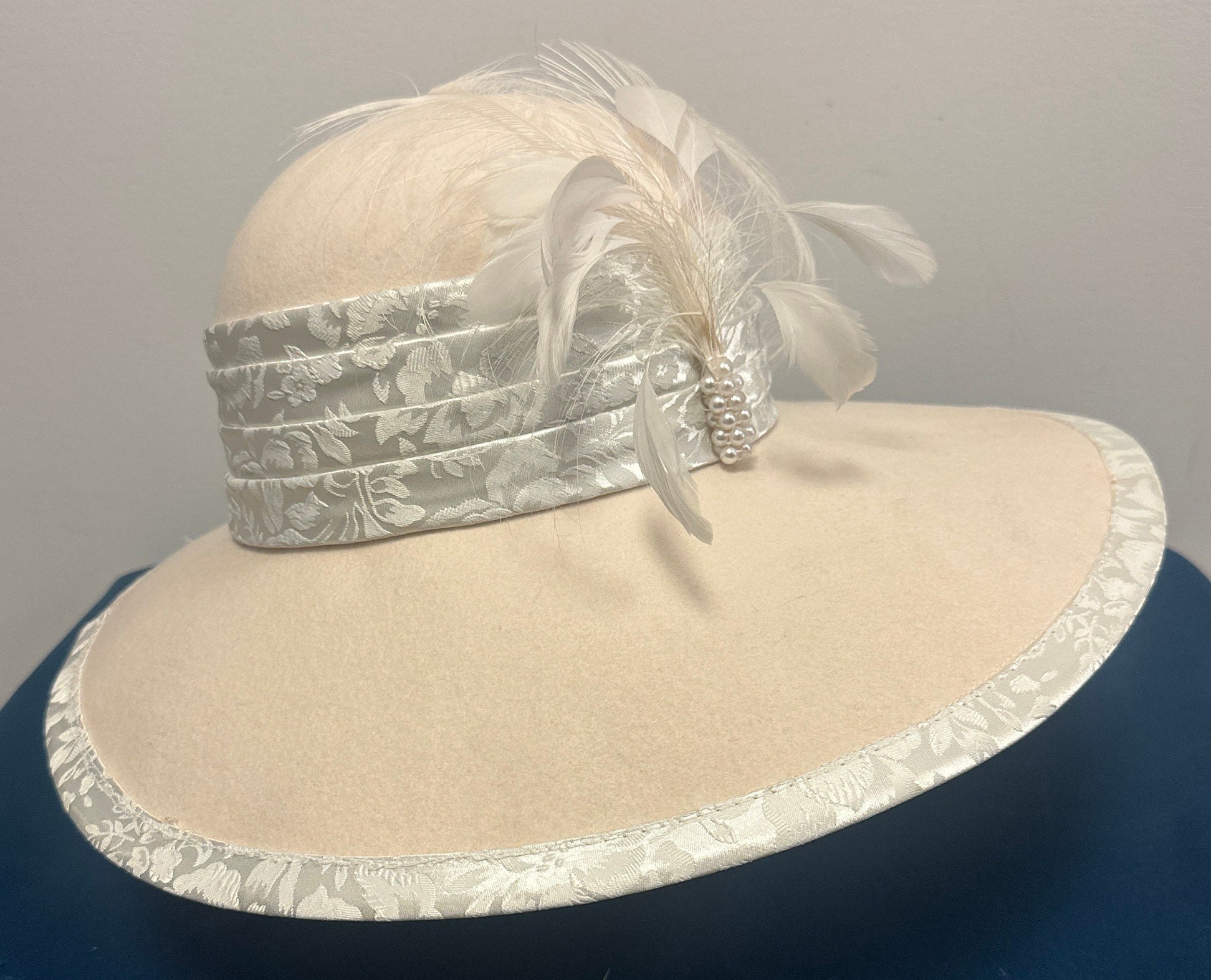 Vintage Cream Ivory White Mr. John Classic Hat With Original