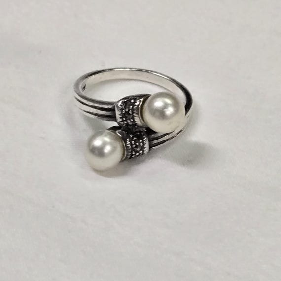 Silver 925 Ring With 2 Pearls - image 9