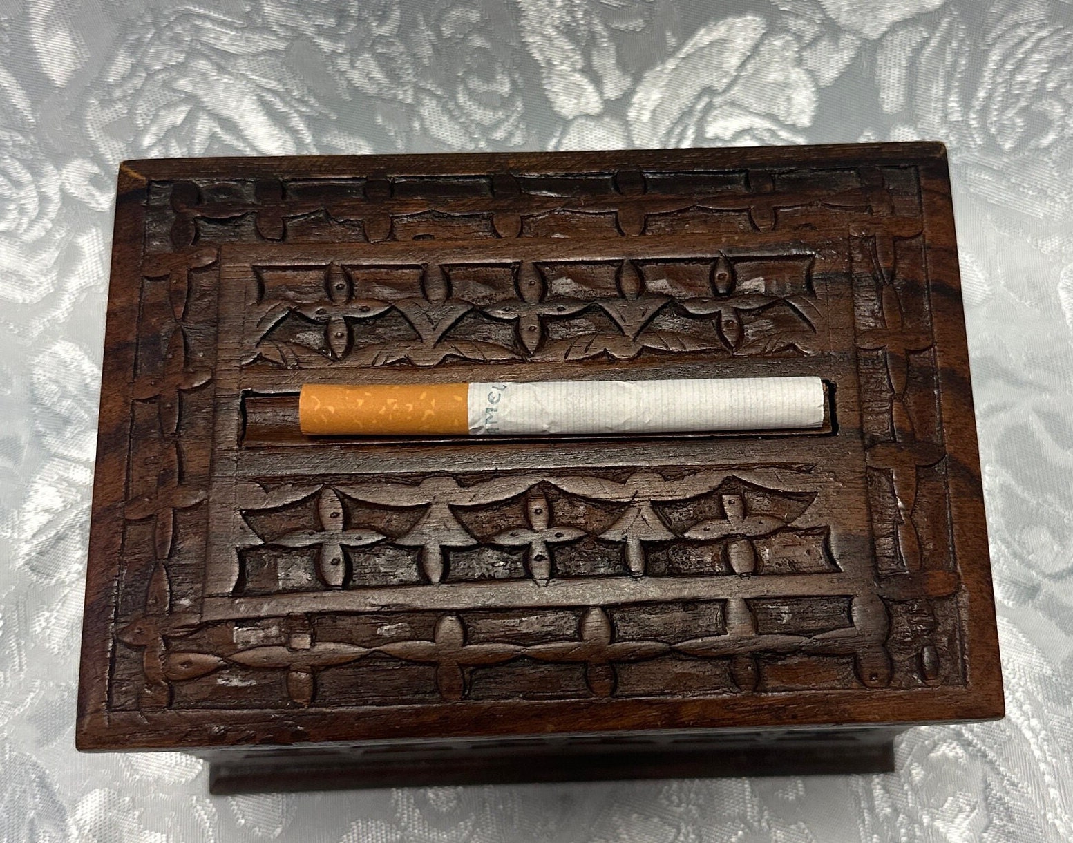 Magic Cigarette Box