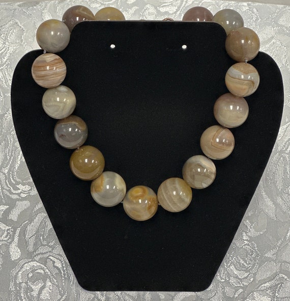Gorgeous Vintage Agate Necklace With Extra Large … - image 5