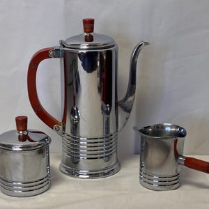 Art Deco Nouveau Krome Kraft Farber Bros. New York Chrome Coffee Pot With Cream and Sugar 5 pc Bakelite Handles 1930s 1940s
