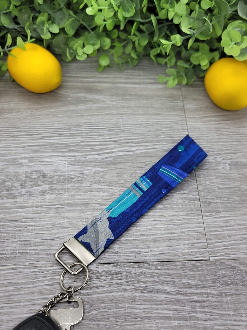 Ready to Ship Handmade Surfing Wristlet Ocean Shark Lanyard Unique Gift Shark Fabric Keychain Short Lanyard 6-Inch Key Fob Wristlet