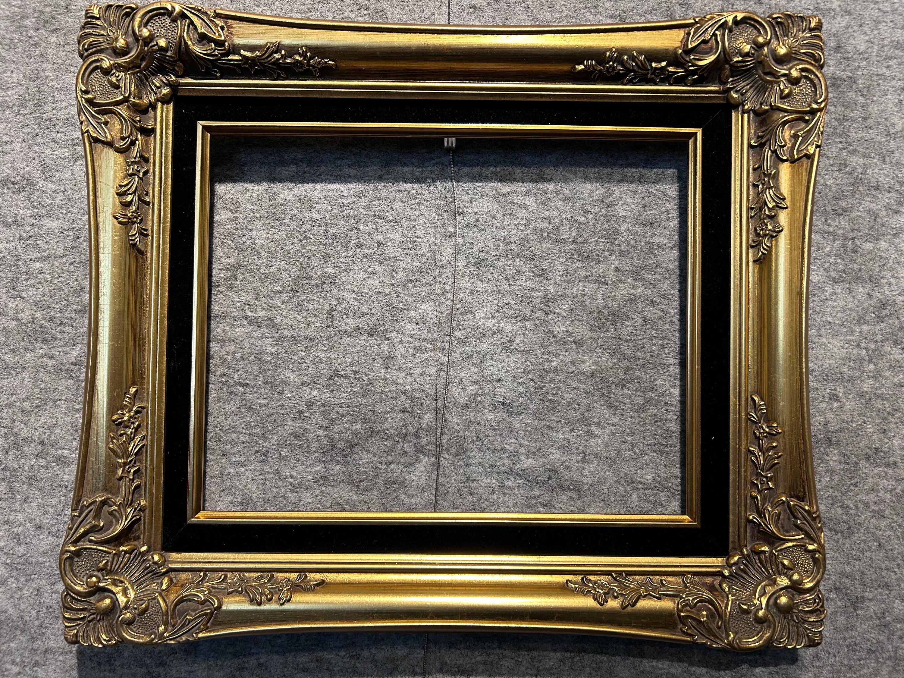 クラシック人物画 金色フレーム 3.25