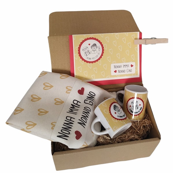 COFFRET GRANDS-PARENTS idée cadeau 2 tasses - torchon - carte