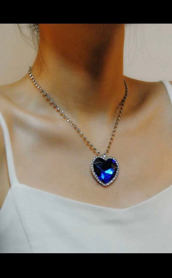 Titanic Heart of the Ocean Blue Glass Diamond Necklace Sapphire