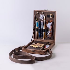 Writers Messenger Wood Box A5