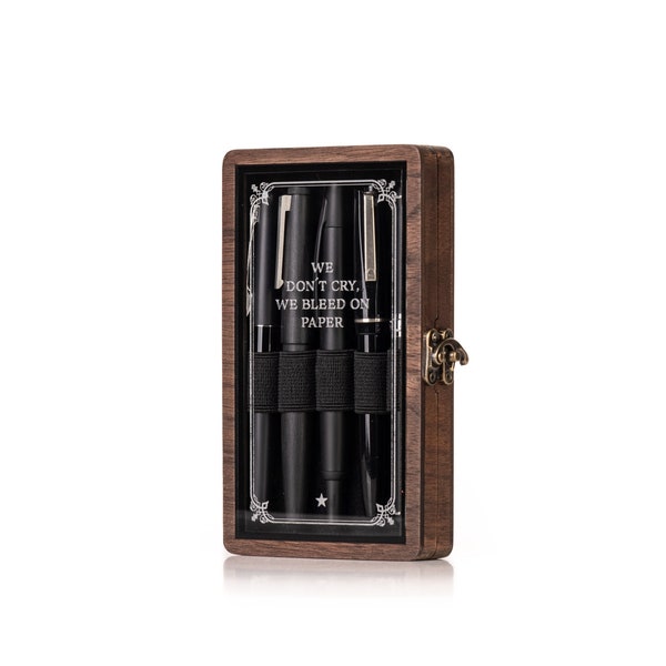5 Pen Display Case (Walnut Veneer)
