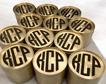 Posavasos de latón personalizados: logotipo personalizado grabado para el hogar, el bar o regalos corporativos: posavasos elegantes y duraderos