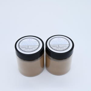 Face Mask Bentonite Clay Powder for Acne and Oily Skin Natural Purifying & Calming Treatment Detoxifying and Reducing Breakouts Natural Mask
