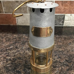 Vintage utility lamp
