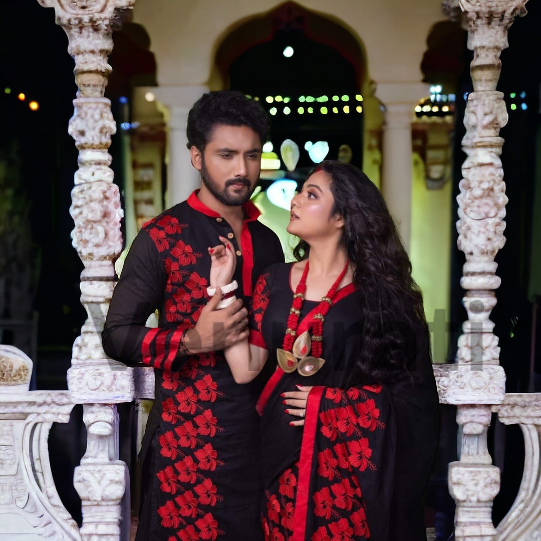 Buy Designer Saree And Punjabi Couple Set With Hand Painted Work Pure Cotton Mens Kurta Cotton Jamdani Saree Online In India - Foto 2