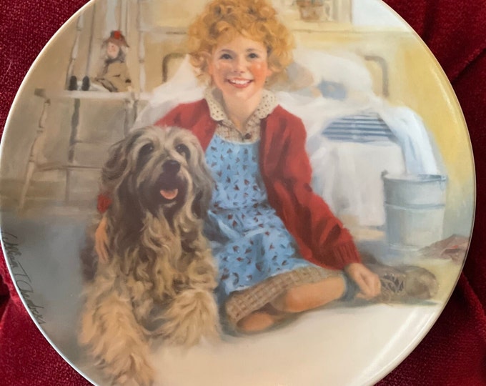 Annie and Sandy - Orphan Annie - Knowles China Co - 1983 Collectible Plate