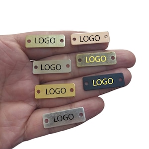 Etiqueta de metal para roupas, etiqueta retangular personalizada para roupas com 2 furos, 0,8 x 10x30 mm (3/8 "x 1 3/16"), etiqueta personalizada, etiqueta de marca de bolsa