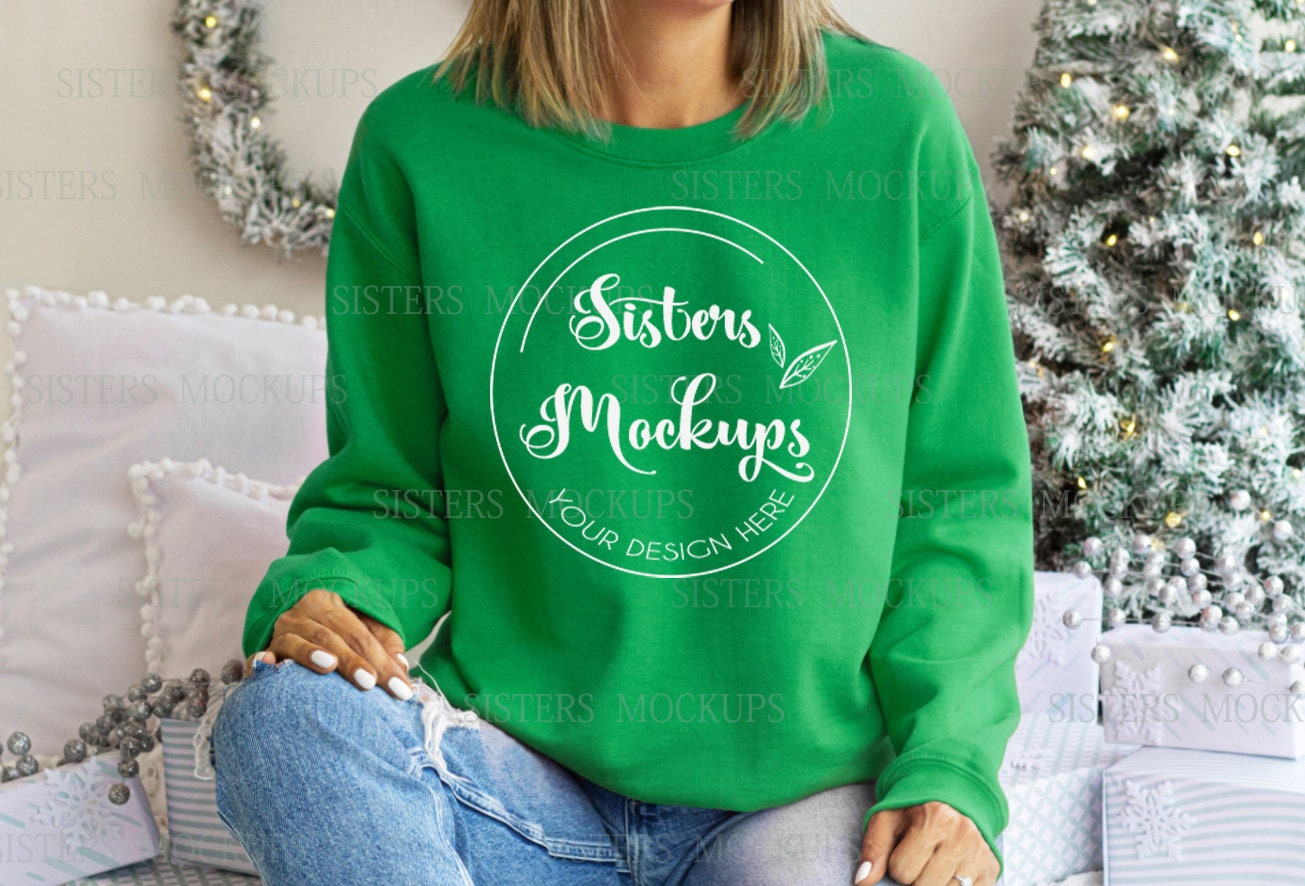 green christmas sweatshirt