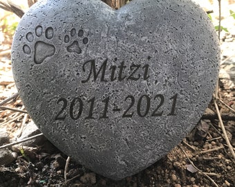 Empreintes de pattes personnalisées pierres commémoratives pour animaux de compagnie, pierre tombale en forme de coeur pour chien, pierre tombale personnalisée de jardin de chien pour cadeau de sympathie pour animal de compagnie