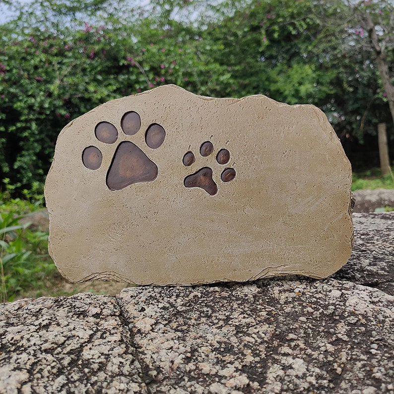 Personalized Pet Memorial Stones Dog Cat Paw Prints Grave Markers ...