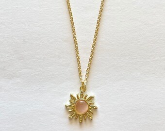 gold & pink sun necklace, indie vintage y2k necklace, sun pendant, light pink stone necklace, tarnish resistant indie retro y2k jewelry