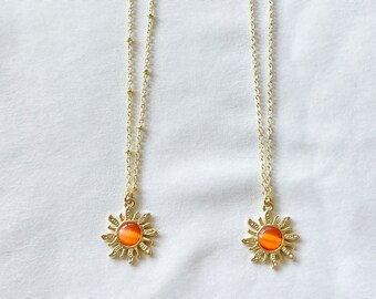 gold & red sun necklace, indie vintage retro gold necklace, sun pendant, red orange crystal necklace, trendy y2k jewelry, 18k gold plated