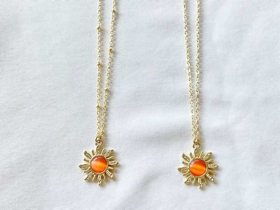 gold & red sun necklace, indie vintage retro gold necklace, sun pendant, red orange crystal necklace, trendy y2k jewelry, 18k gold plated