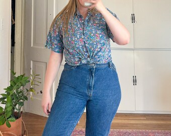 L- vintage 90s floral cotton button down blouse busy all over print floral shirt spring summer top